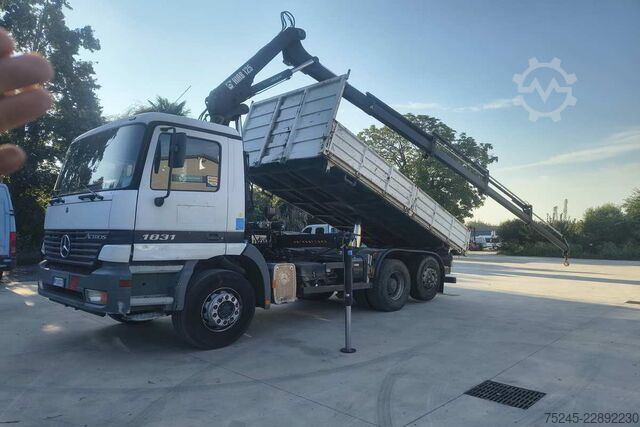 Basculantă Mercedes-Benz Actros 1831 GRU E RIBALTABILE