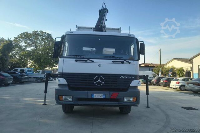 Basculantă Mercedes-Benz Actros 1831 GRU E RIBALTABILE