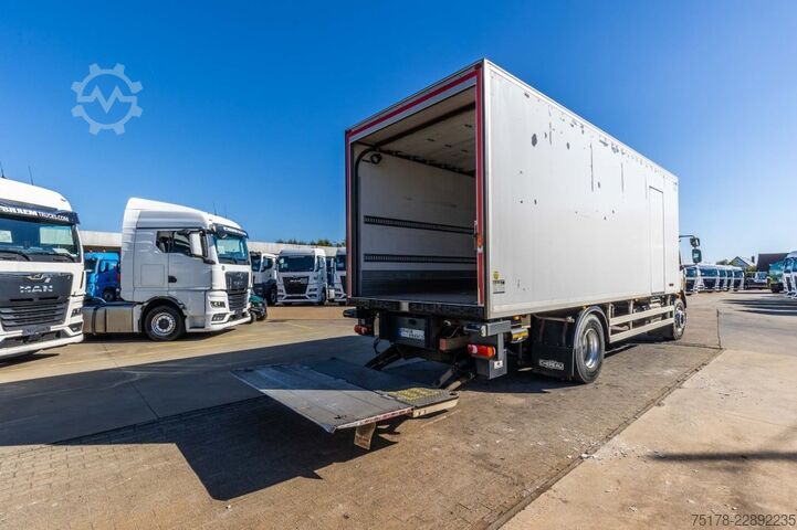 Transport refrigerat/congelat DAF LF55 250 +CHEREAU+THERMO KING+DHOLLANDIA1.5 T.