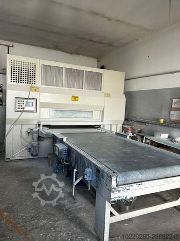 Linia lakiernicza Superfici/Cefla+GRACO Superfici Compact Spray 1300