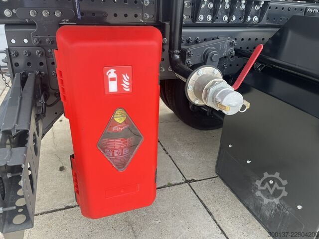 Tanker Mercedes-Benz Arocs 2136 A 4x4 | Fuel Tank | 2 units | STOCK |