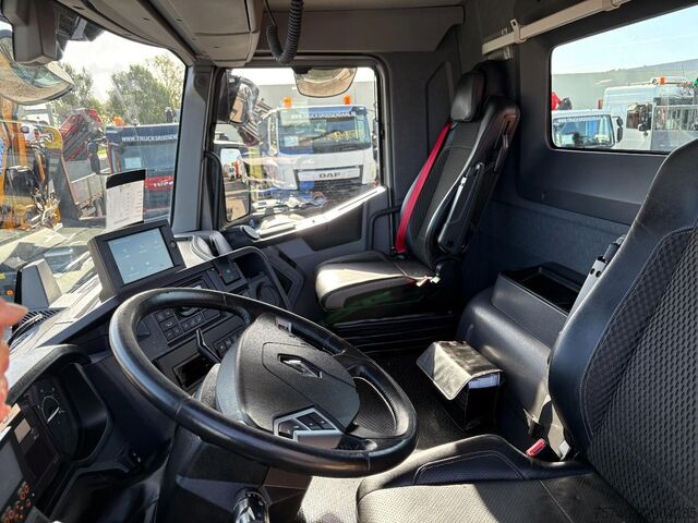 System ramion hakowych Renault C440 + HMF 2320 K3-- 3X EXT. + 6X2/4 HYDRO DRIV...
