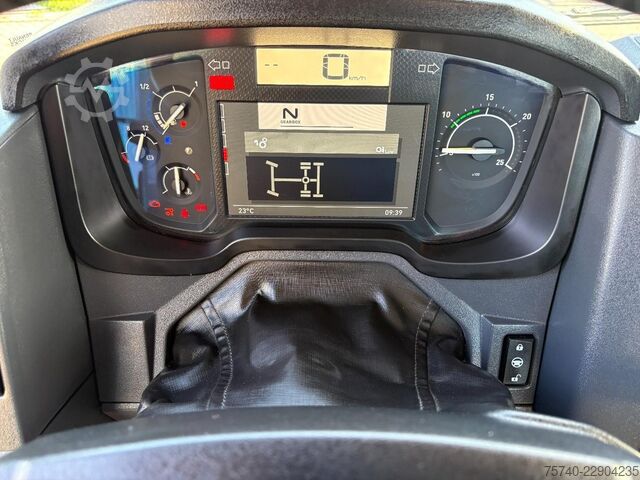 System ramion hakowych Renault C440 + HMF 2320 K3-- 3X EXT. + 6X2/4 HYDRO DRIV...