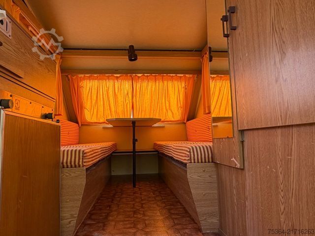 Lakókocsi KIP KOMPAKT KK 300 HUBDACH + HINTERTÜR