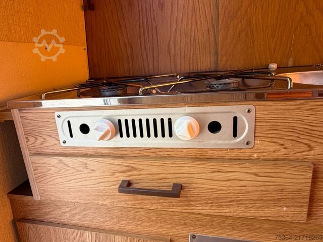 Lakókocsi KIP KOMPAKT KK 300 HUBDACH + HINTERTÜR