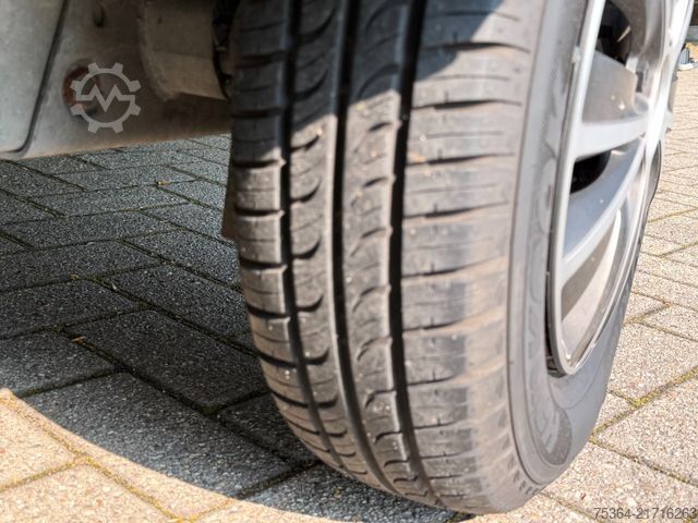 Lakókocsi KIP KOMPAKT KK 300 HUBDACH + HINTERTÜR