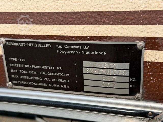 Lakókocsi KIP KOMPAKT KK 300 HUBDACH + HINTERTÜR