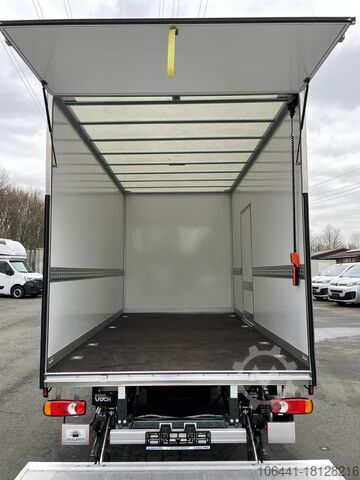 Transporter met koffer Renault Master Koffer LBW 2400 Hoch