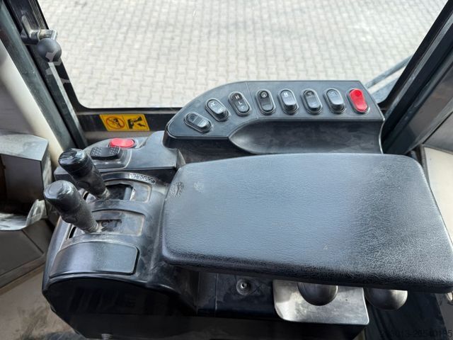 Wheel loader KOMATSU WA 470-7 Radlader 24 Ton Schaufel 4.5 m³ *Waage