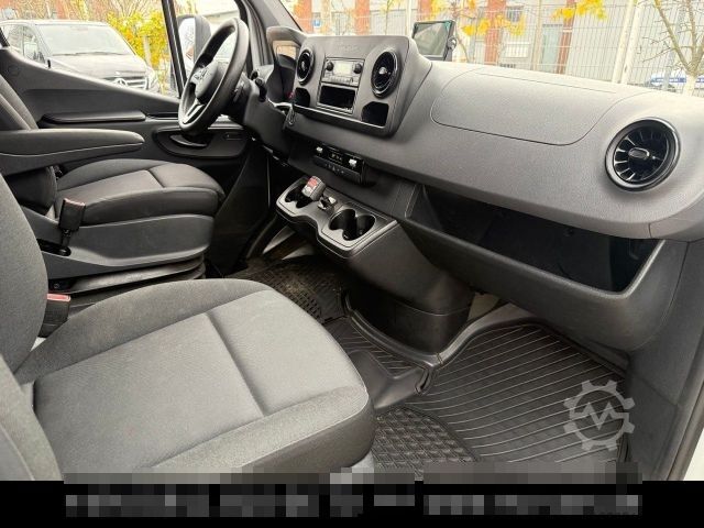 Refrigerator body van MERCEDES-BENZ Sprinter 315 CDi Kühlkoffer Carrier Xarios 300