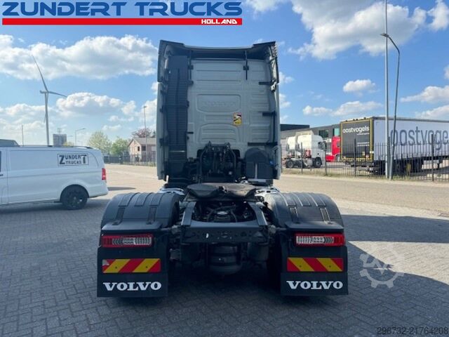 Standaard-SZM Volvo FH 460 GLOBETROTTER,IPARCOOL,2 TANKS, 2 BEDS