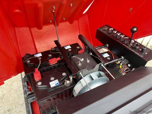 Spazzatrice aspirante uomo a bordo Stolzenberg Twin Top TT 1100 / E Aufsitzkehrmaschine