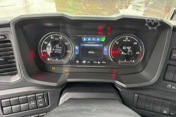 Camião porta-contentores de gancho SCANIA R560 6x4 Boogie Moser AHK
