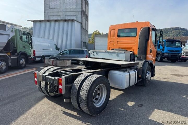 Chassi de caminhão RENAULT Premium 370 4x2
