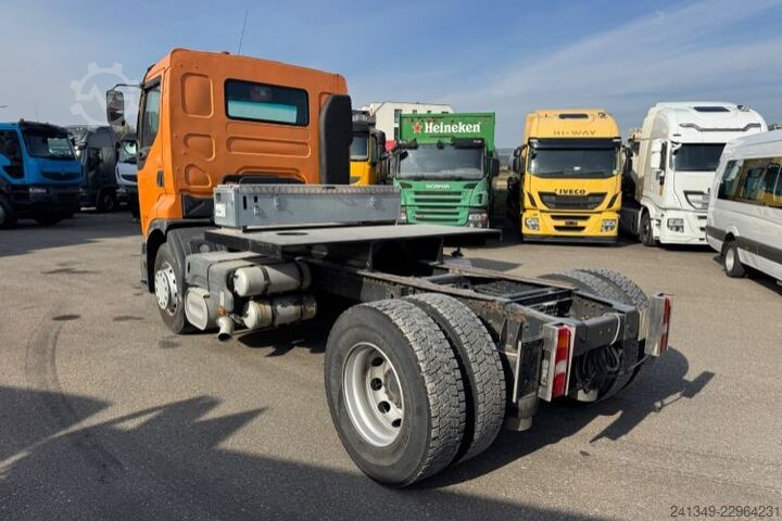 Chassi de caminhão RENAULT Premium 370 4x2