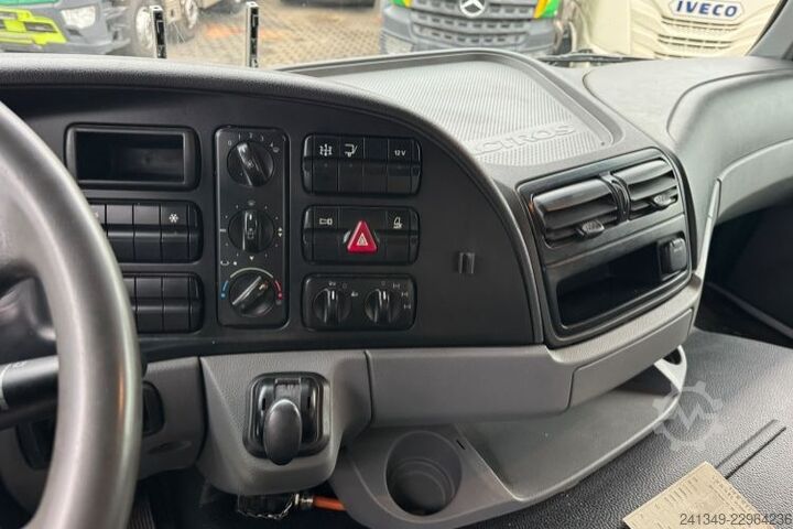 Camião basculante MERCEDES-BENZ Actros 2050 V8 4x4