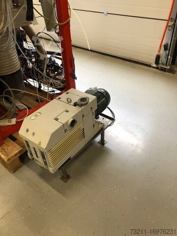 Vacuümpomp Leybold A700 Q deposition system 