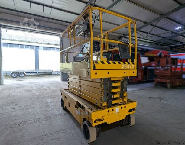 Scissor lift Haulotte Compact 14