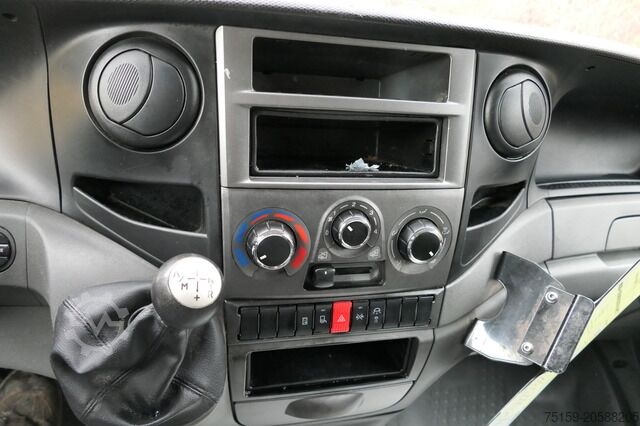 Κλειστό βαν iveco Daily 35 S11 C30C AUTOMATIK KAMERA Regale LUFT DURCHGANG EURO-5 CoC