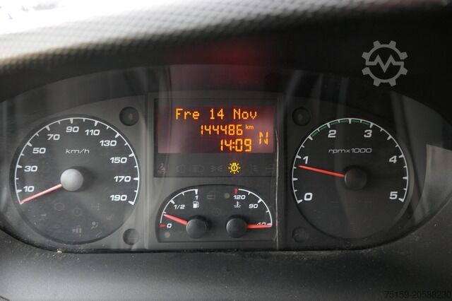 Skåpbil iveco Daily 35 S11 C30C AUTOMATIK KAMERA MAXI Regale LUFT - EURO 5 - CoC