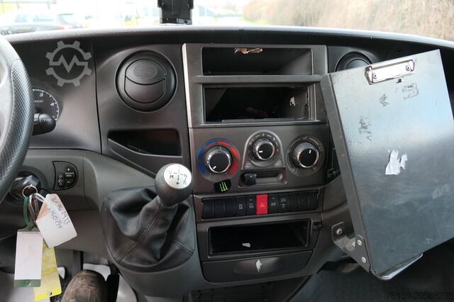 Κλειστό βαν iveco Daily 35 S11 C30C KURZ AUTOMATIK KAMERA Regale LUFT DURCHGANG EURO-5 CoC