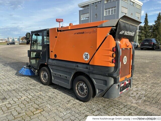 Landbouwmachine Schmidt Kehrmaschine Swingo 200+