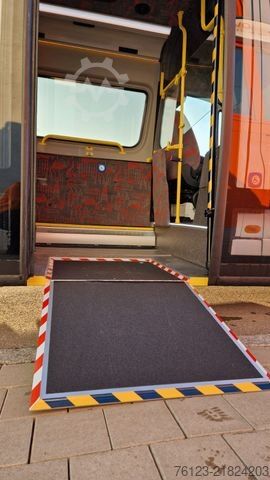 Αστικό λεωφορείο MERCEDES-BENZ Bürgerbus Sprinter 907  Niederflur 9 Sitze