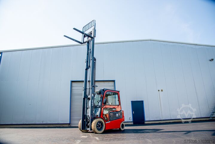 Heftruck 3t 4,8m sideshift cabine Mima MK 30