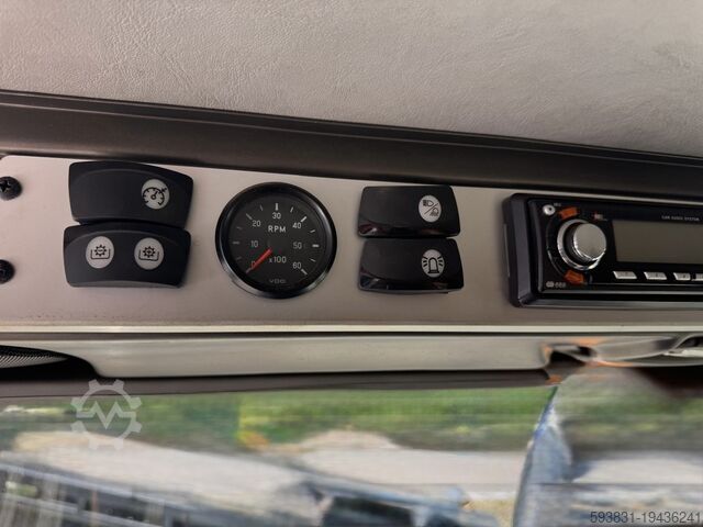 Ausa front lift tipper all-wheel drive Ausa M300