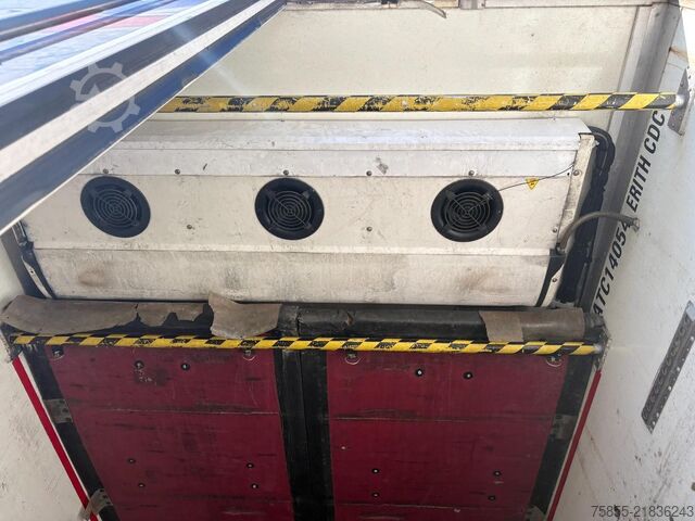 Transport refrigerat/congelat Montracon Fridge Carrier Vector 1950 MT / SAF Axles