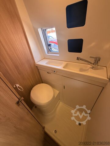 Caravan/camper Fiat Ducato Weinsberg Carabus 600K | 2023 | EURO 6 | Venditore professionale