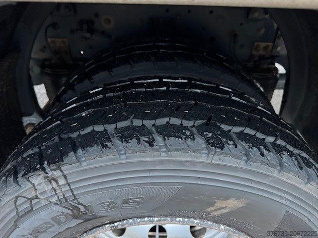 Sandučar kamion IVECO ML160E25/P E6C Klima Koffer 8,49 mtr.