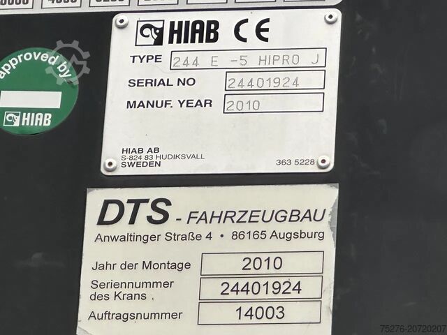 Darus teherautó Iveco Trakker 410 4x4 Hiab 244-5 + Fly jib , winch 12...