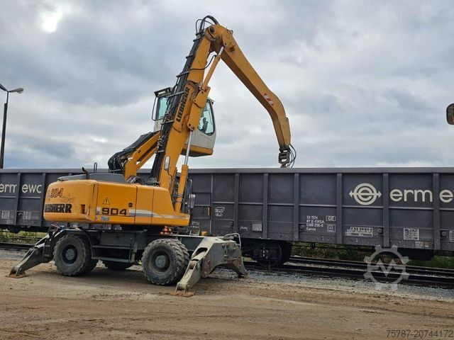 Mobile excavator LIEBHERR A 904-2 C Litronic mit fahrbarer  Kabine, Klima
