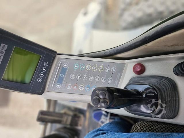 Mobile excavator LIEBHERR A 904-2 C Litronic mit fahrbarer  Kabine, Klima