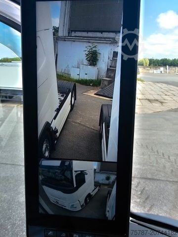 Standard tractor unit VOLVO Volvo 460 neues Modell, full Option, 2 Kreis Hyd