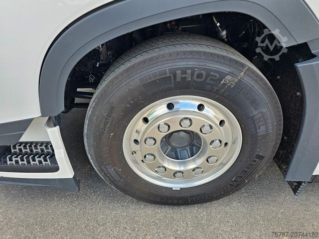 Standard tractor unit VOLVO Volvo 460 neues Modell, full Option, 2 Kreis Hyd