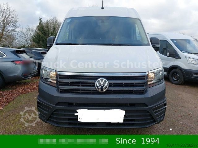 Minibus VOLKSWAGEN Crafter 35 2,0TDi 140PS MR2 HochFWD/AHK3,0t