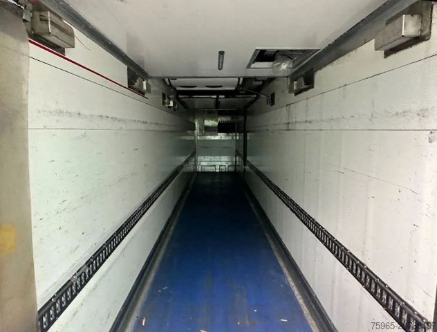 Reefer semitrailer  Gray & Adams AND CITY TRAILER CARRIER VECTOR 185