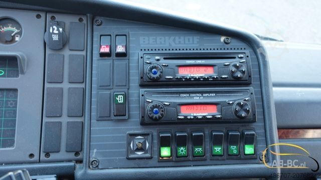 Touringcar BERKHOF Axial SB4000 - 51 Sitze Analoge Tacho