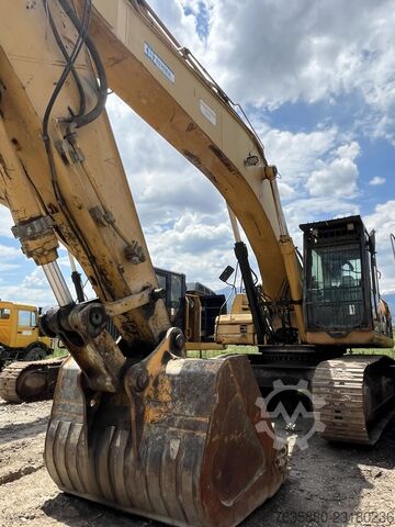  Caterpillar 330 DLN