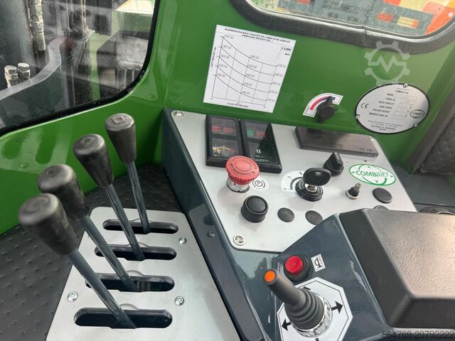 4-way forklift truck Combilift C4000 /2015 /Triplex 8400 mm/Only 7299 h