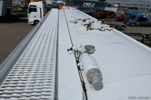 Silo oplegger SPITZER SF 2739 / 2P, 39m³, Gelenkt, 2 Kammern, BPW, ZSA