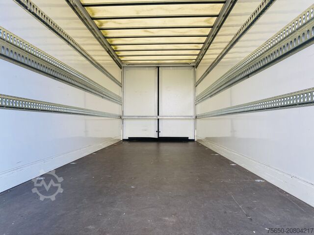 Dobozos pótkocsi Möslein TKO 105 D 7m weiß  Tandem- Koffer, Durchladbar, Neuwertig