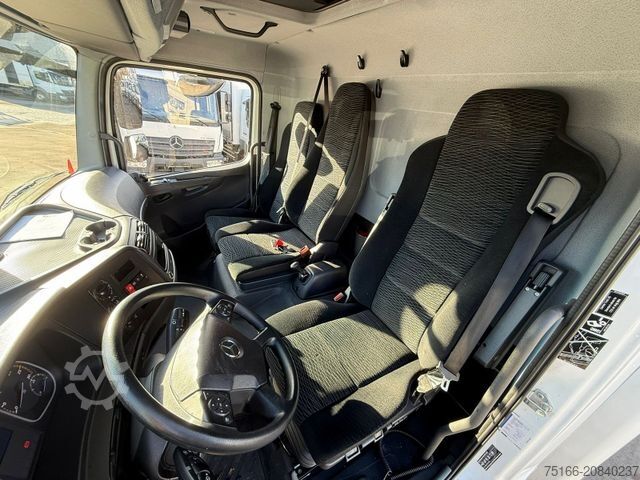 Furgon skrzyniowy MERCEDES-BENZ ATEGO 818 L Koffer 6,10 m LBW 1 to.*AHK*EURO 6E