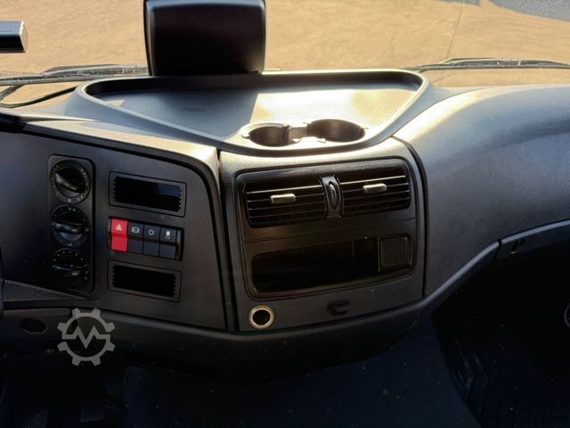 Furgon skrzyniowy MERCEDES-BENZ ATEGO 818 L Koffer 6,10 m LBW 1 to.*AHK*EURO 6E