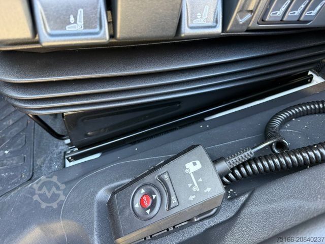 Furgon skrzyniowy MERCEDES-BENZ ATEGO 818 L Koffer 6,10 m LBW 1 to.*AHK*EURO 6E