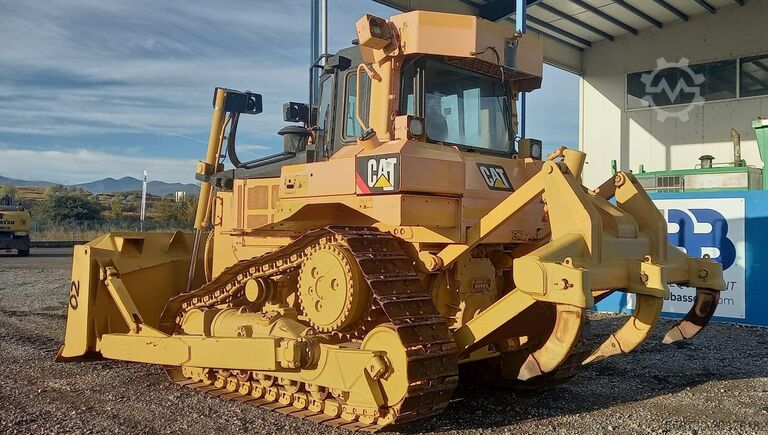 Dozer Caterpillar D6T