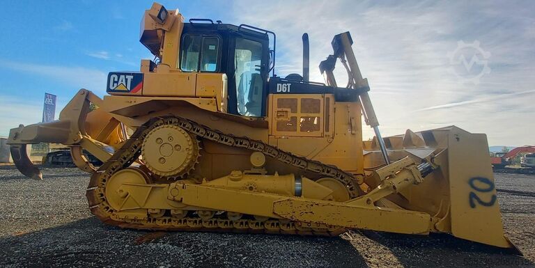 Dozer Caterpillar D6T