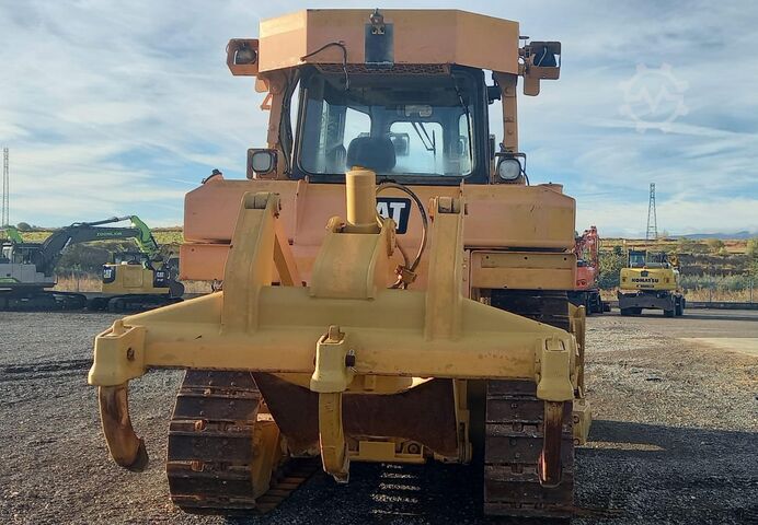 Dozer Caterpillar D6T